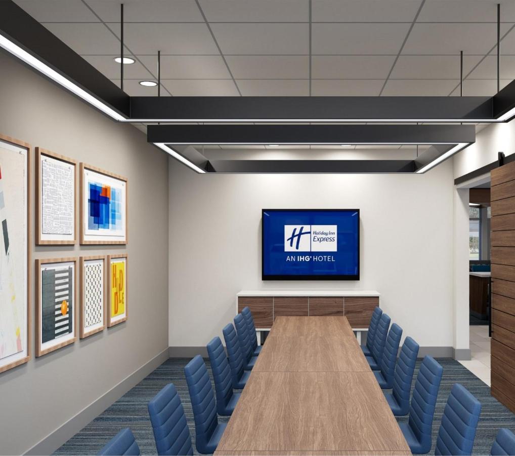 Holiday Inn Express & Suites - Tomah By Ihg Eksteriør bilde