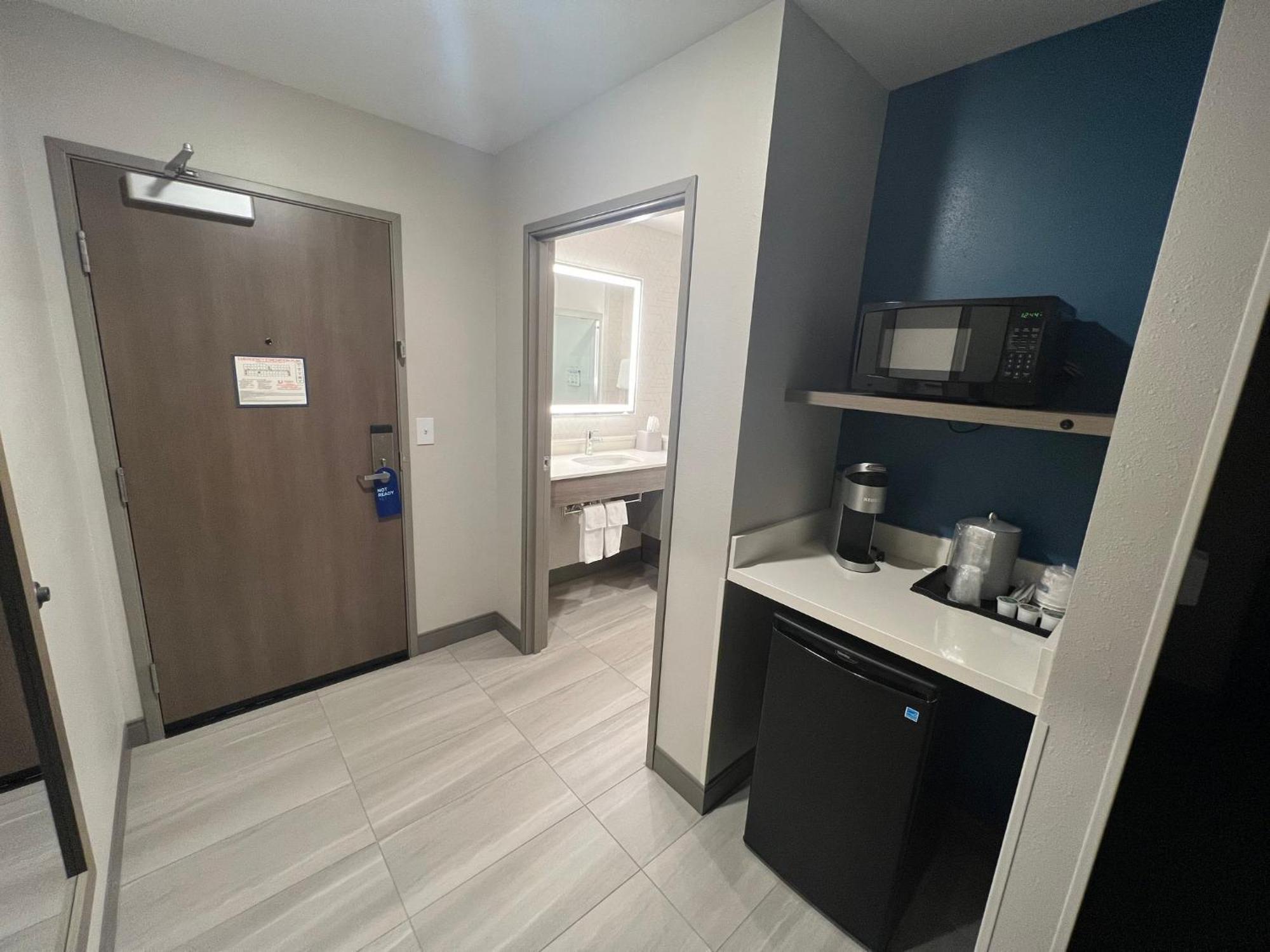Holiday Inn Express & Suites - Tomah By Ihg Eksteriør bilde