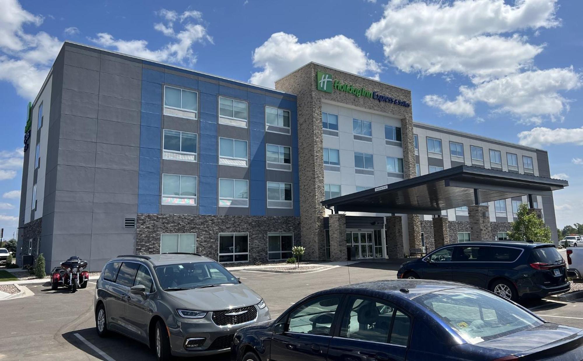 Holiday Inn Express & Suites - Tomah By Ihg Eksteriør bilde