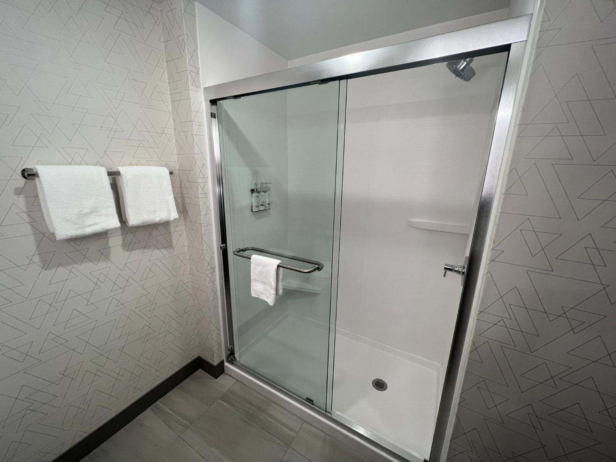 Holiday Inn Express & Suites - Tomah By Ihg Eksteriør bilde